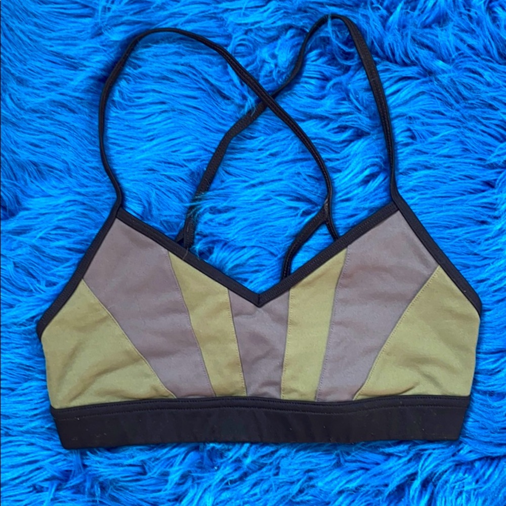 ALO Yoga Sports Bra
